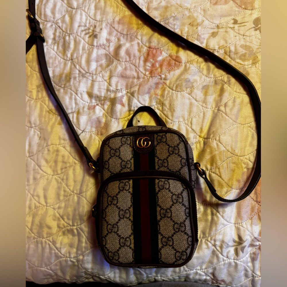 Gucci Beige and Black Crossbody Bag